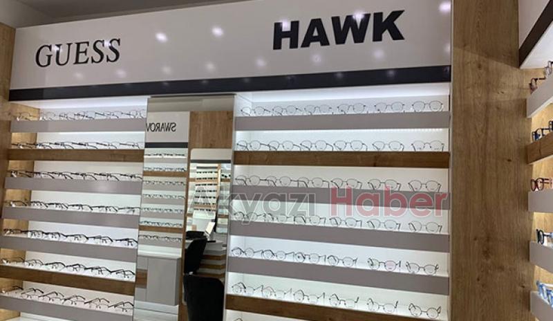 Esra Optik hizmete başladı