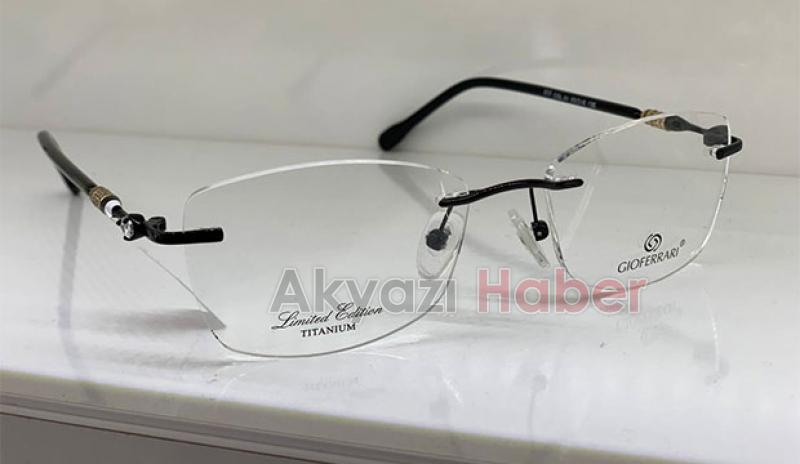 Esra Optik hizmete başladı