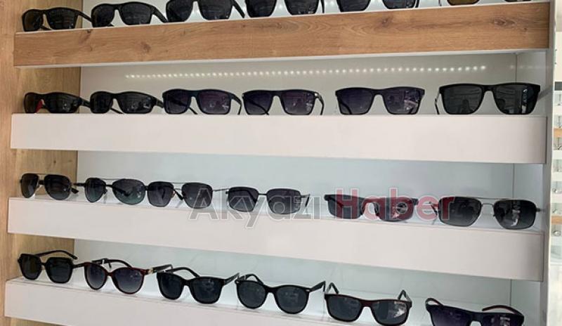 Esra Optik hizmete başladı