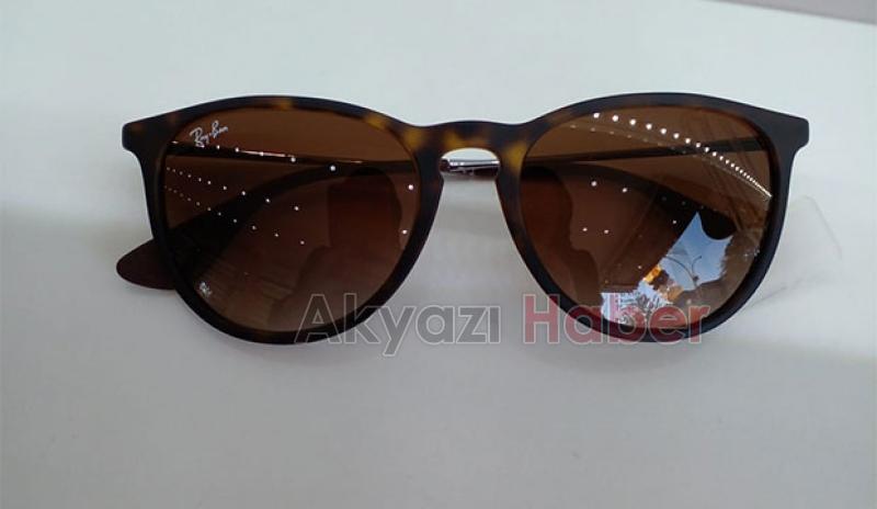 Esra Optik hizmete başladı