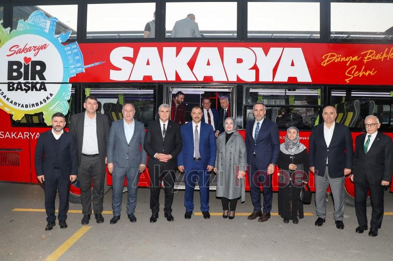 Üstü açık turizm otobüsü Sakarya'yı keşfe çıkıyor