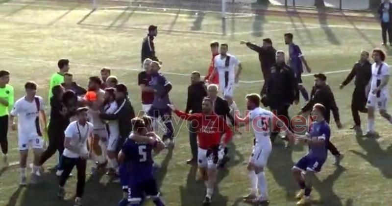 Amatör Lig’de yumruklar havada uçuştu
