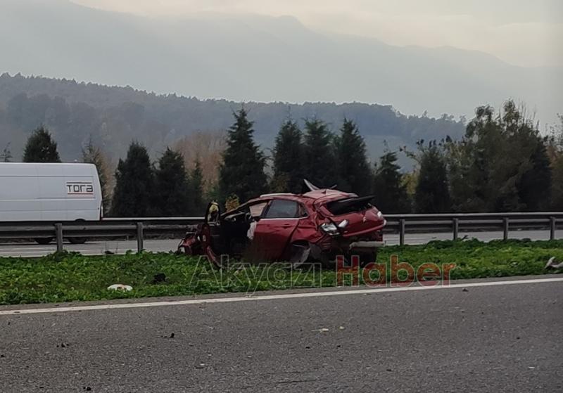 Taklalar atan araçta anne ve kızı ağır yaralandı