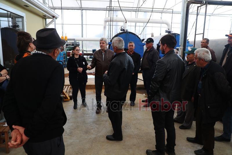 Bolulu çiftçiler Seracılık Mükemmeliyet Merkezi'ni gezdi