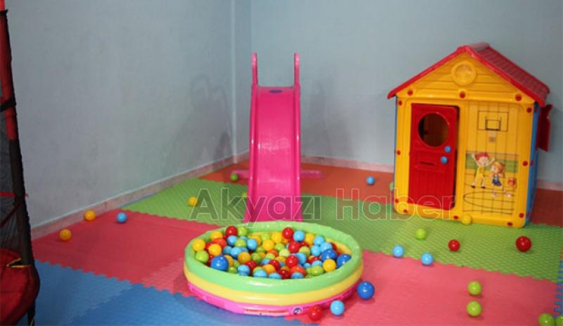 Oyun Durağı kum evi hizmete Başladı