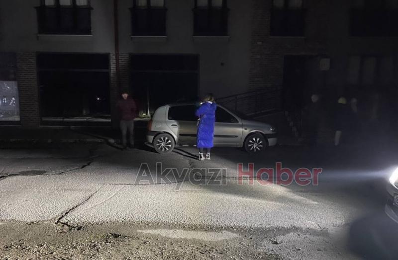 Şiddetli deprem: Sakarya sokağa döküldü