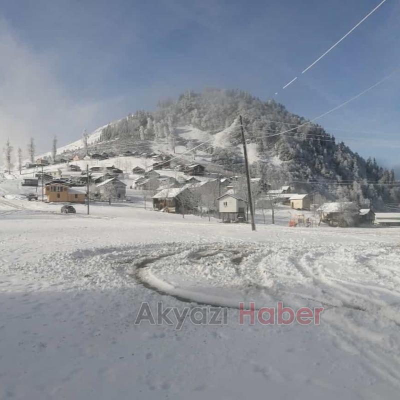 Vali Kaldırım'dan zirve paylaşımı