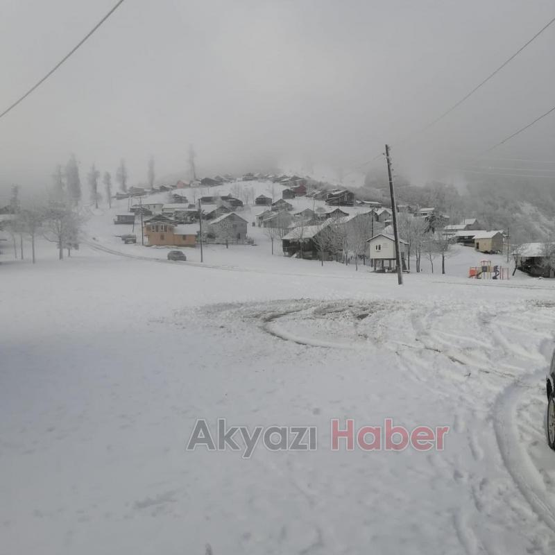 Vali Kaldırım'dan zirve paylaşımı