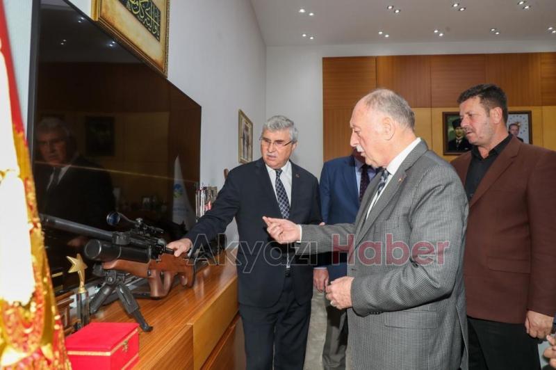 ATSO, ATB, AZO ve Akyazı Belediyesi'nden Büyükşehir'e ziyaret