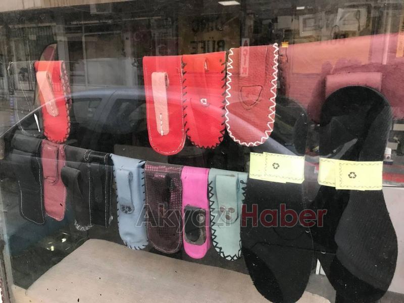 59 yıllık deri ustası teknolojiye inat mesleğini yaşatıyor