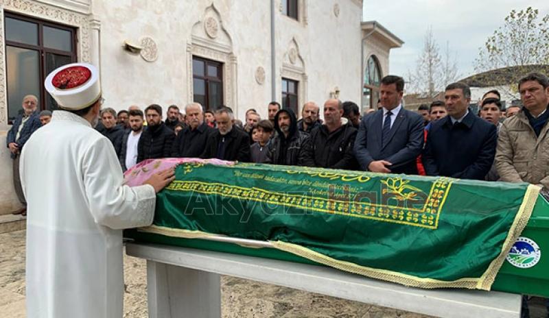 Torununu okula götürürken kazada ölmüştü, toprağa verildi