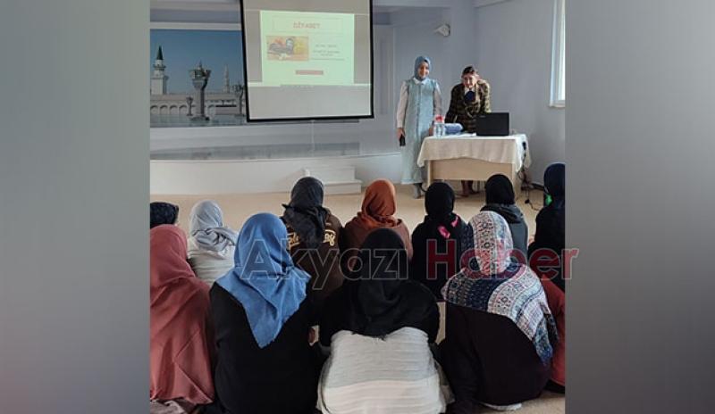 Akyazı'da Kur an Kursu öğrencileri ve velileri bilgilendirildi
