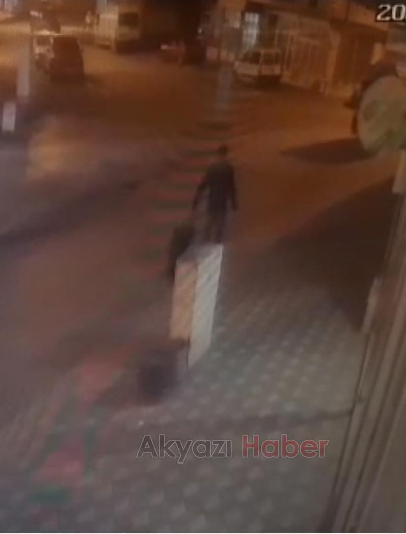 Bavulu kaldırıma bırakınca polis alarma geçti