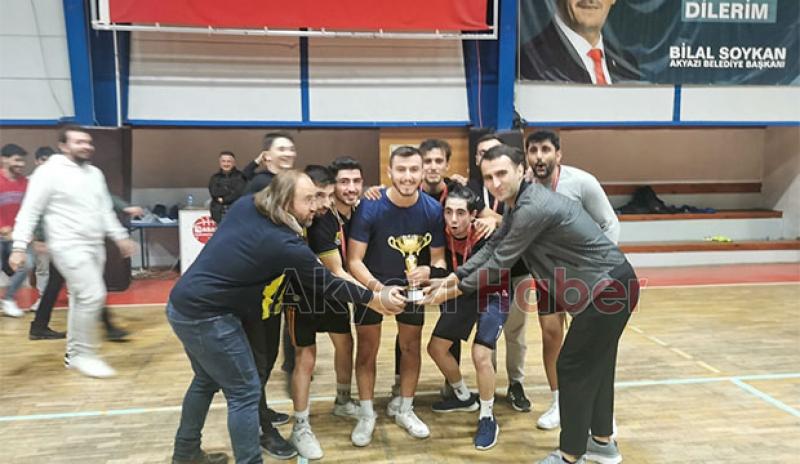 Akyazı'da KYK öğrencileri için futsal turnuvası yapıldı