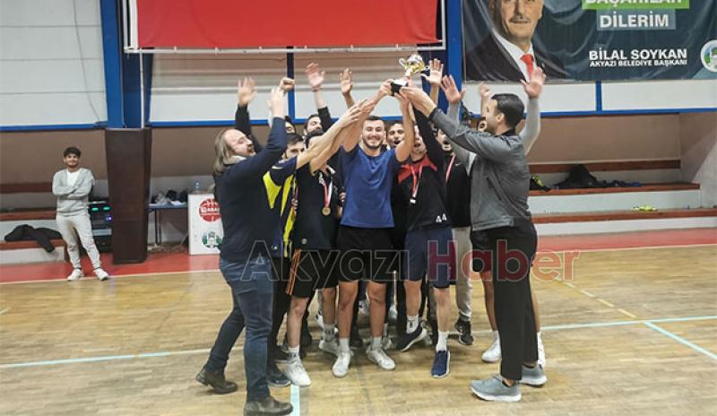 Akyazı'da KYK öğrencileri için futsal turnuvası yapıldı
