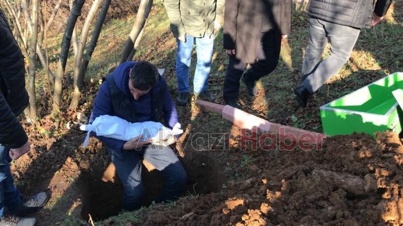  Ömer Ali dualarla defnedildi 