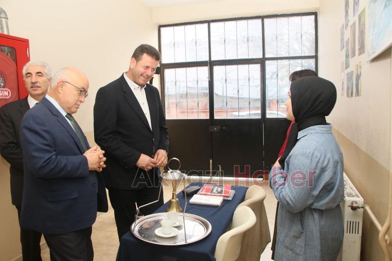 Dünya Roman Kahramanları Günü etkinliği