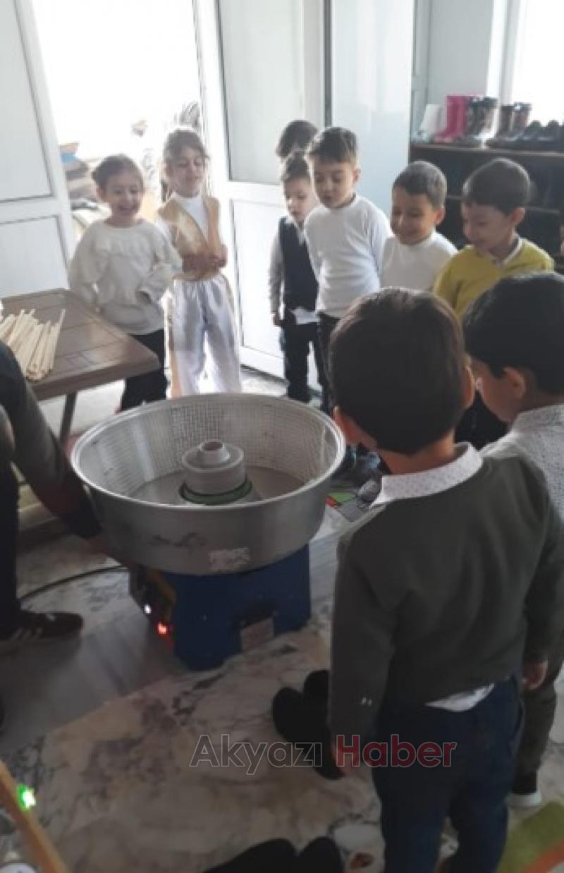 Miraç Camii'nde yerli malı temalı hayır pazarı