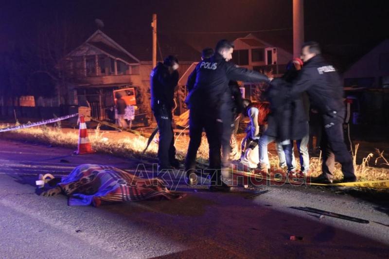 Motosiklet ikiye bölündü sürücü öldü