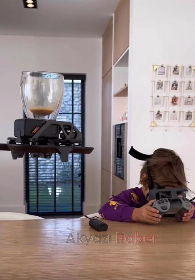 Kenan'ın oğlu anne ve babasına dron ile kahve servisi yaptı