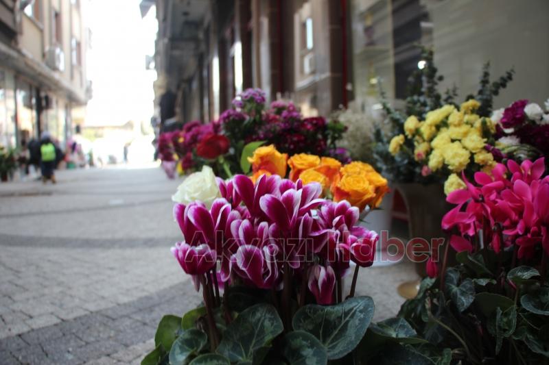 Üstün Hizmet Kalitesiyle Miray Çiçekçilik