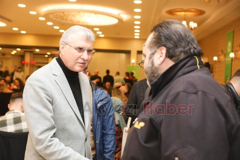 Yüce, gazetecilerle buluştu