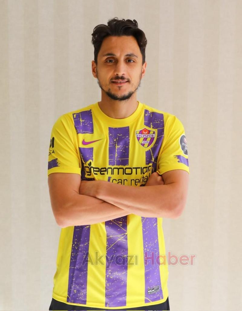 Mustafa Pektemek Sakaryaspor'a rakip oldu!