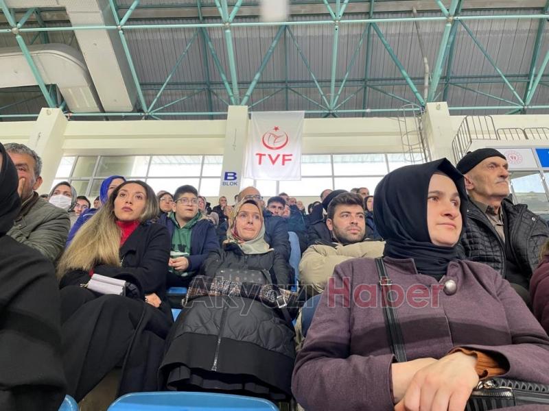 Kiradaydı, kurada ev çıktı gözyaşlarına boğuldu