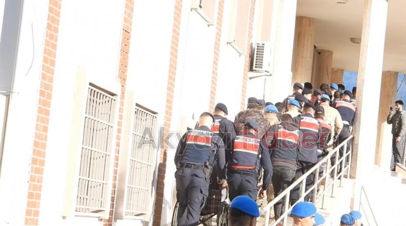 Akyazı'da eş zamanlı operasyon