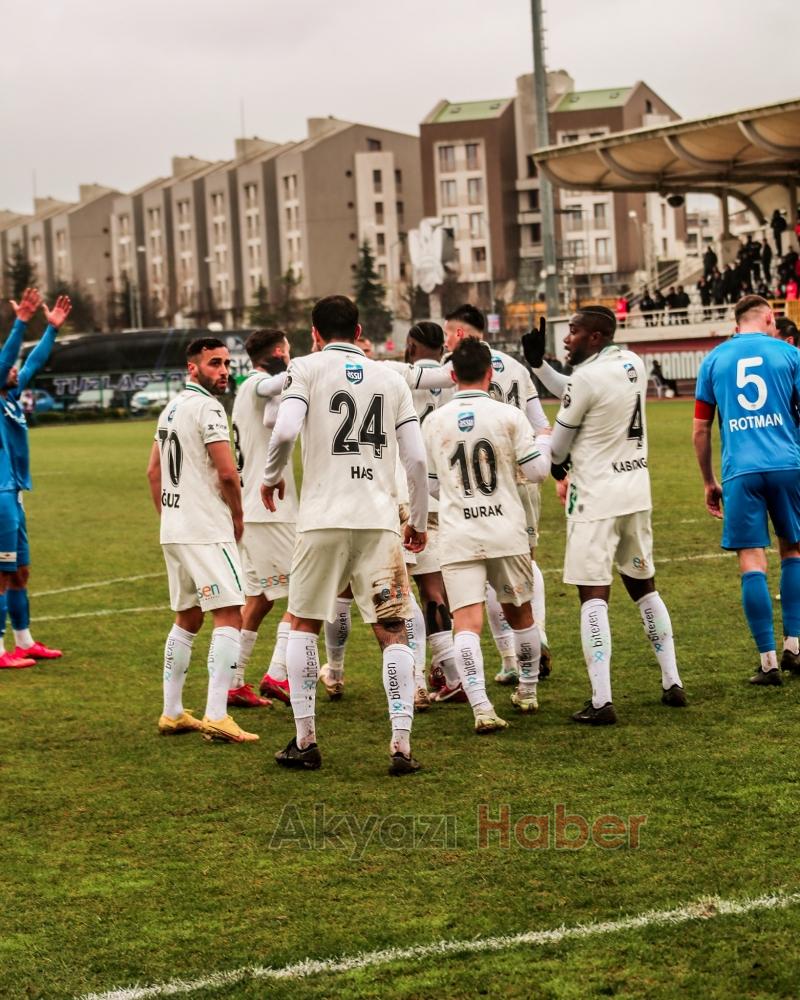 Tuzlaspor 2 Sakaryaspor 3