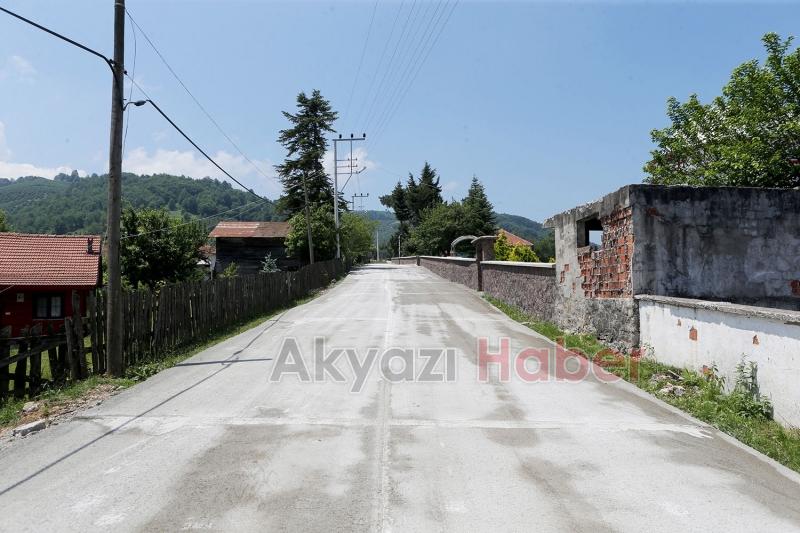 Akyazı'da 6 mahalleye beton yol