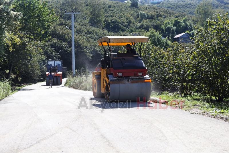 Akyazı'da 6 mahalleye beton yol