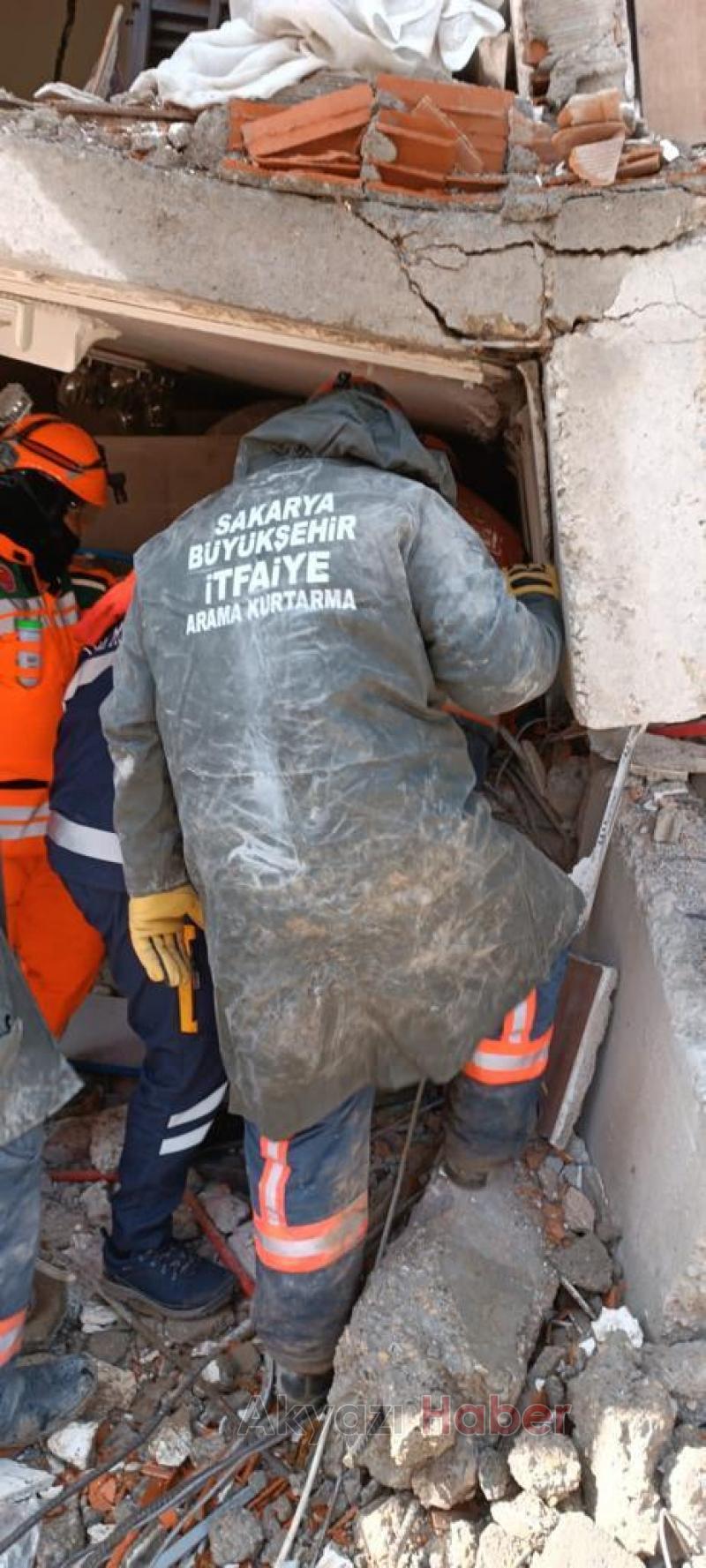 Büyükşehir Belediyesi tüm ekipleriyle afet bölgesinde 