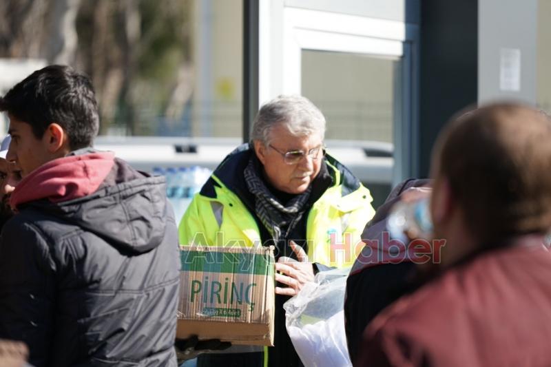 Büyükşehirden depremzedelere 30 bin goda kolisi