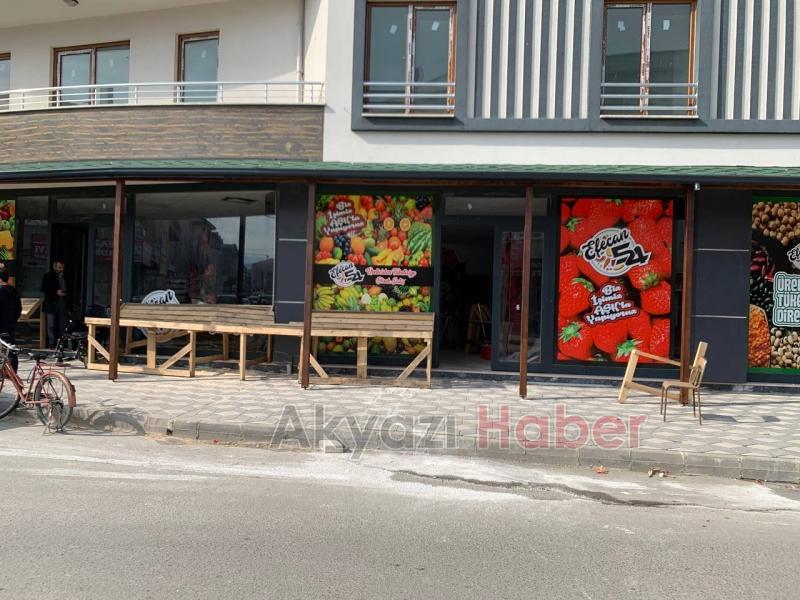 Akyazı'nın beklediği mağaza açılışa çok az kaldı