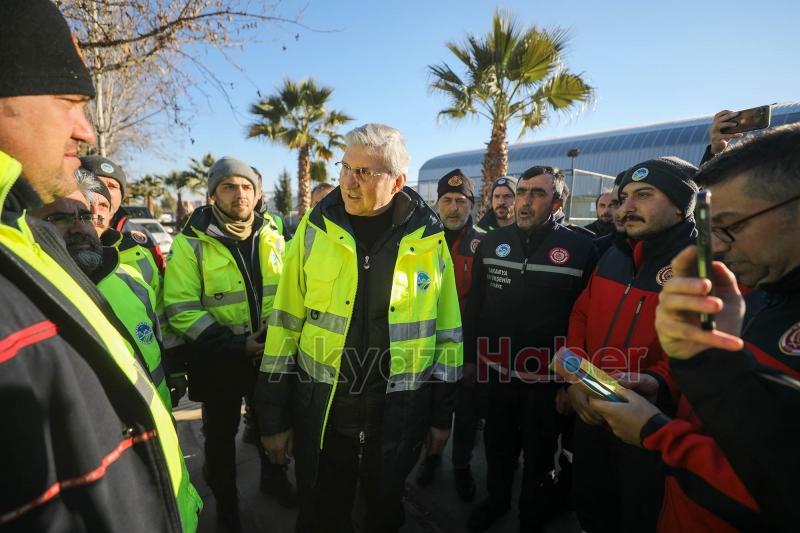 400 konteynerle yeni yaşam alanı
