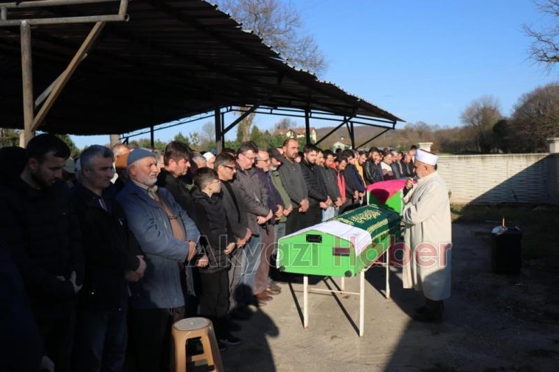 Kombi faciasında ölen 3 kişiye acı veda