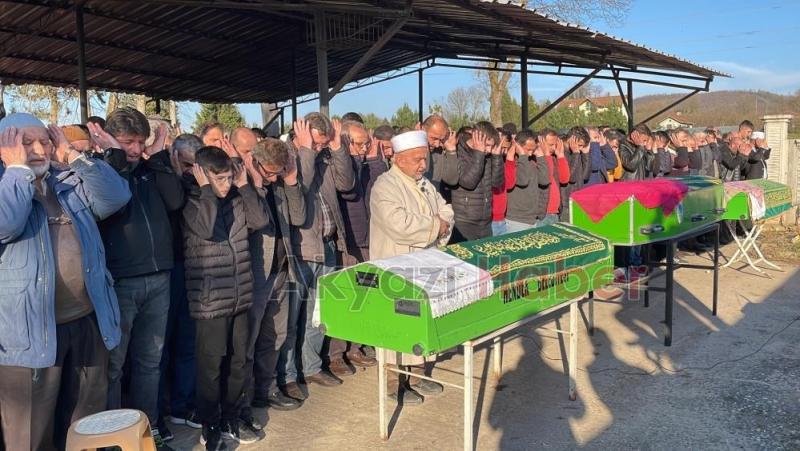 Kombi faciasında ölen 3 kişiye acı veda