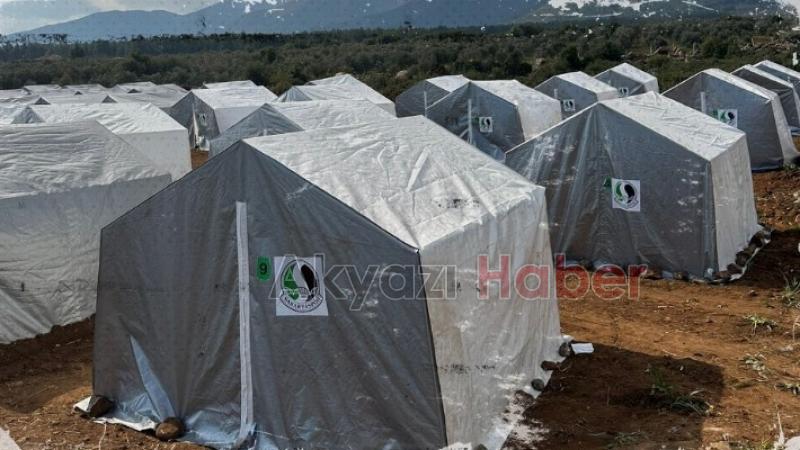 Sakaryaspor'dan depremzedelere çadır kent