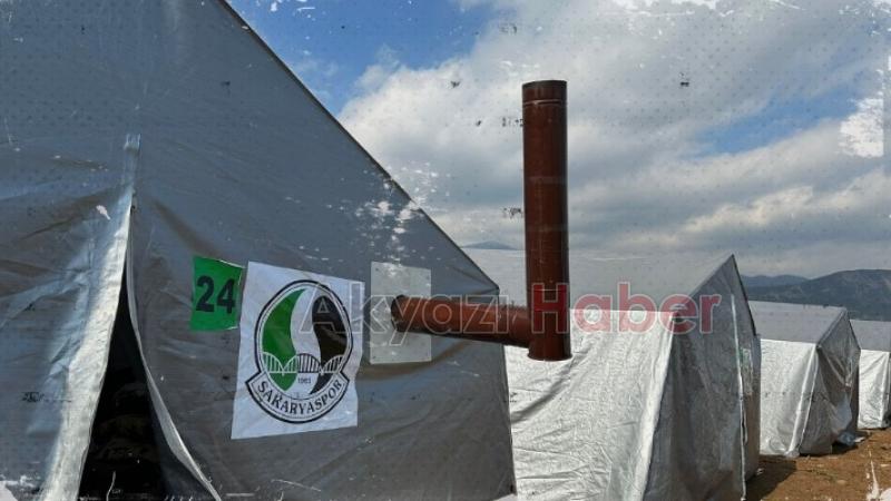 Sakaryaspor'dan depremzedelere çadır kent