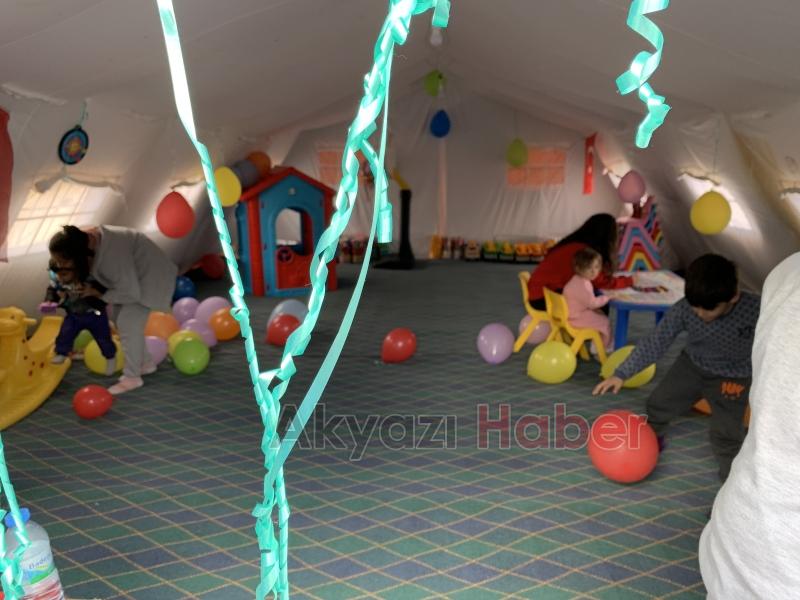 Sakarya'dan Maraş'a giden müftülük personeli yardım için çalışıyor