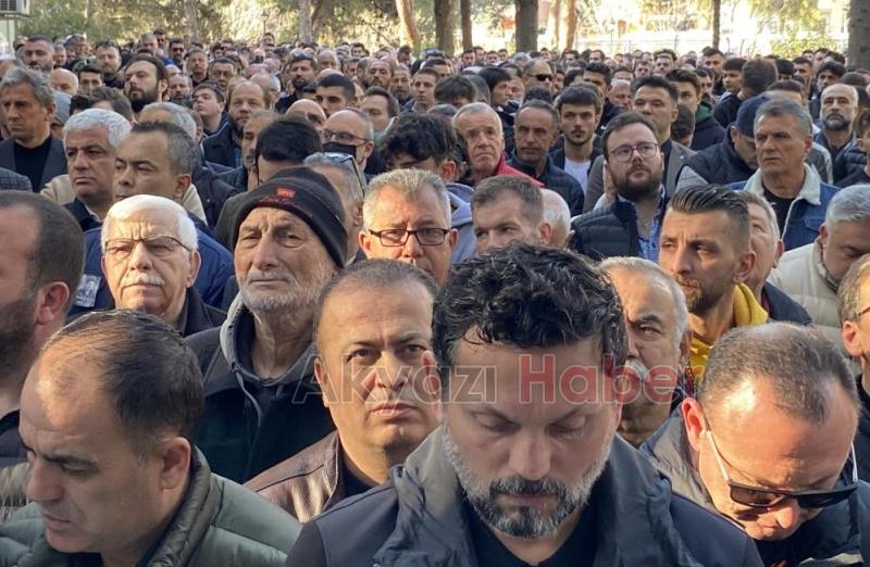 Sakaryaspor'un eski oyuncusu Taner Savut'a acı veda