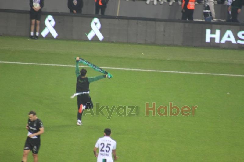 Sakaryaspor'dan olay çıkaran taraftarlara sert açıklama