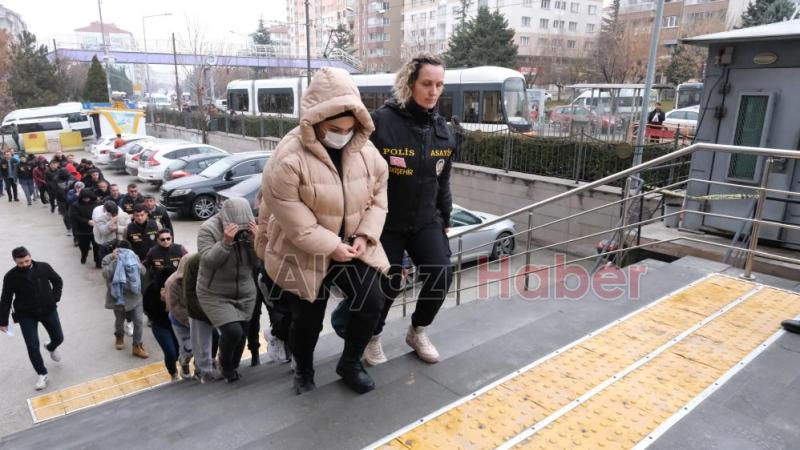 5 milyonluk vurgun yapan sigorta dolandırıcılarına operasyon