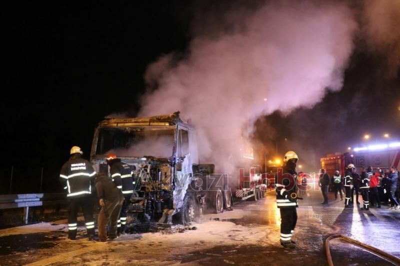 Deprem bölgesine iş makinesi götürüyordu, küle döndü