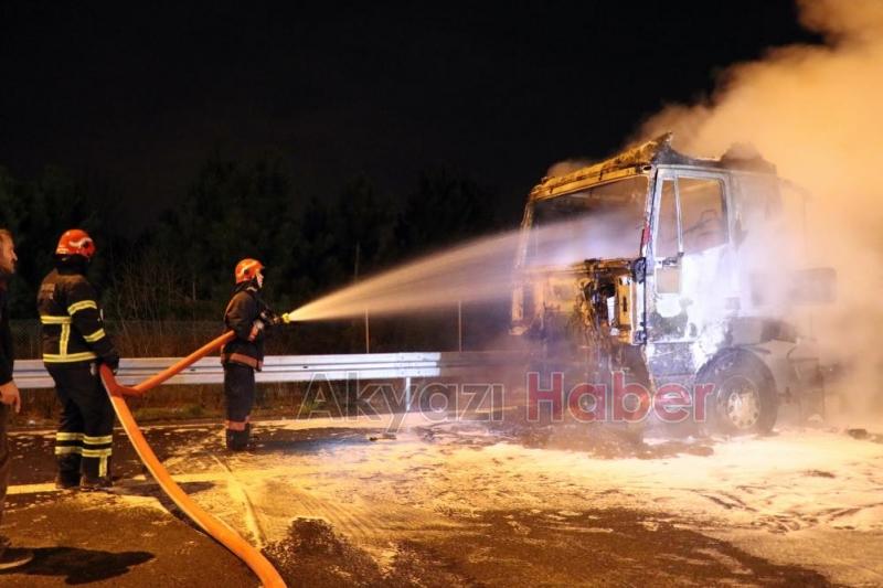 Deprem bölgesine iş makinesi götürüyordu, küle döndü