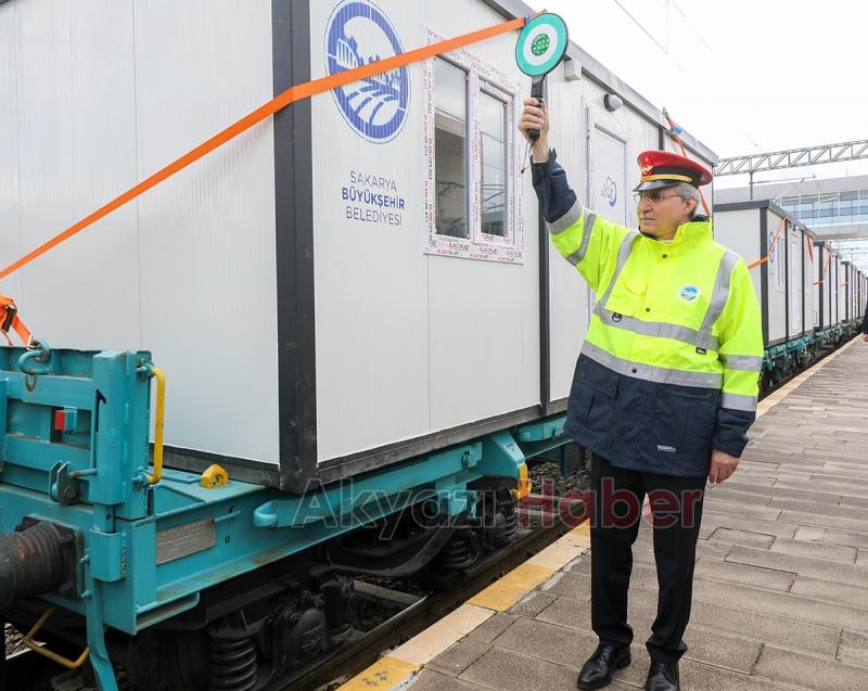Büyükşehirin hazırladığı 250 konteyner deprem bölgesine gönderildi