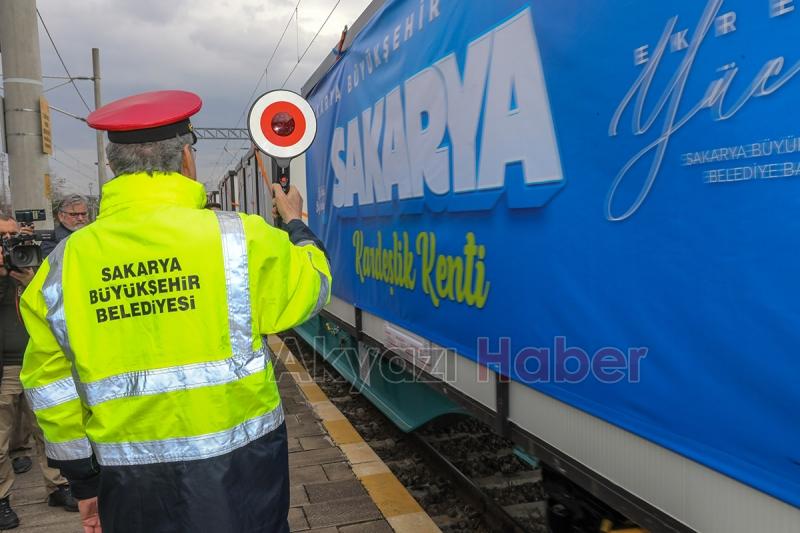 Büyükşehirin hazırladığı 250 konteyner deprem bölgesine gönderildi