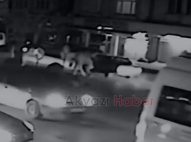 Akyazı'da kadının yaralandığı kaza anı kamerada