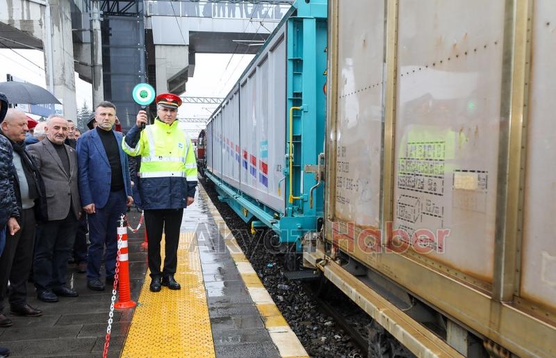 Sakarya'dan 40 konteyner daha yola çıktı